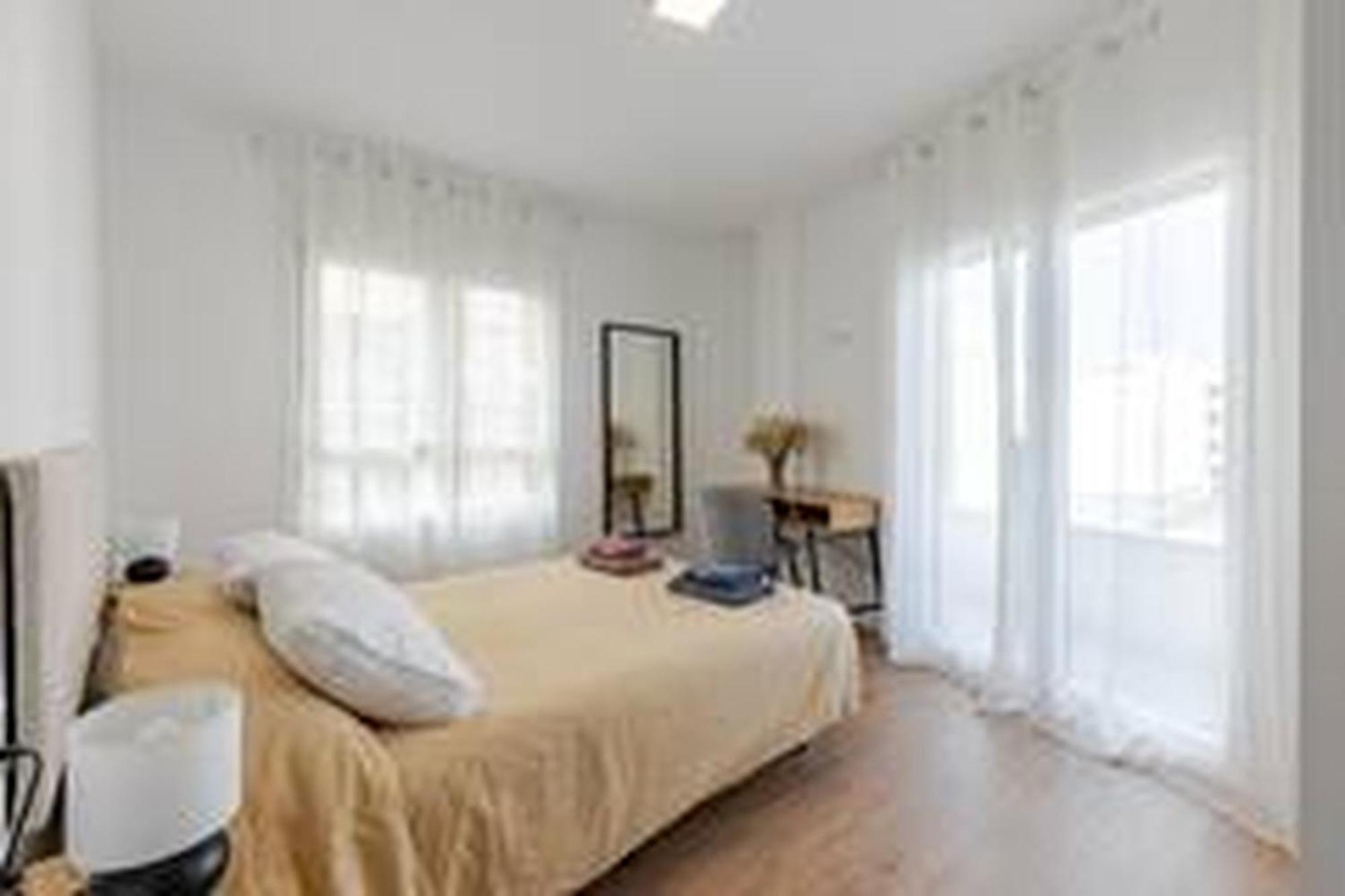 Apartamentos Nuevo Con Aire Y Wifi Águilas Dış mekan fotoğraf