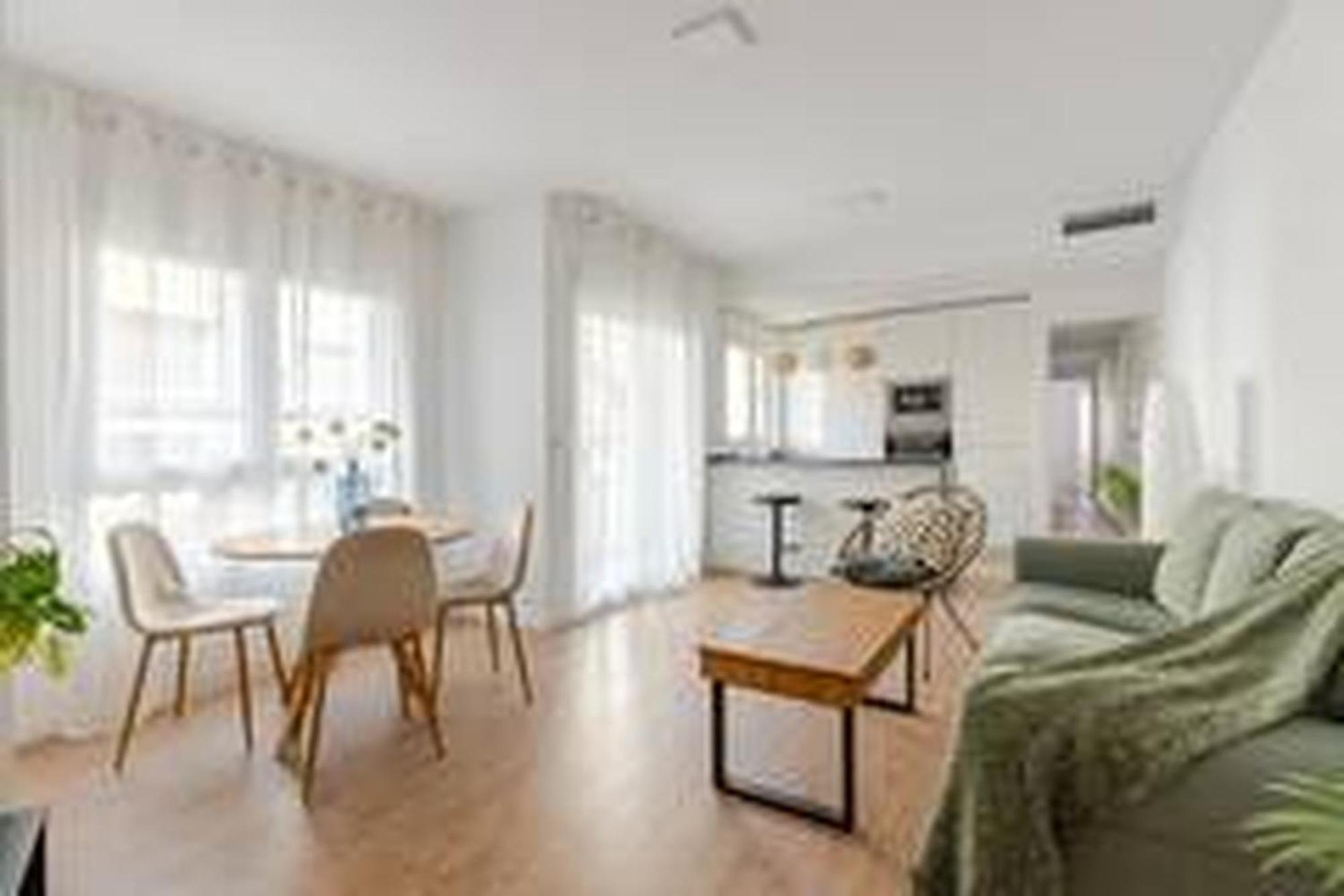 Apartamentos Nuevo Con Aire Y Wifi Águilas Dış mekan fotoğraf